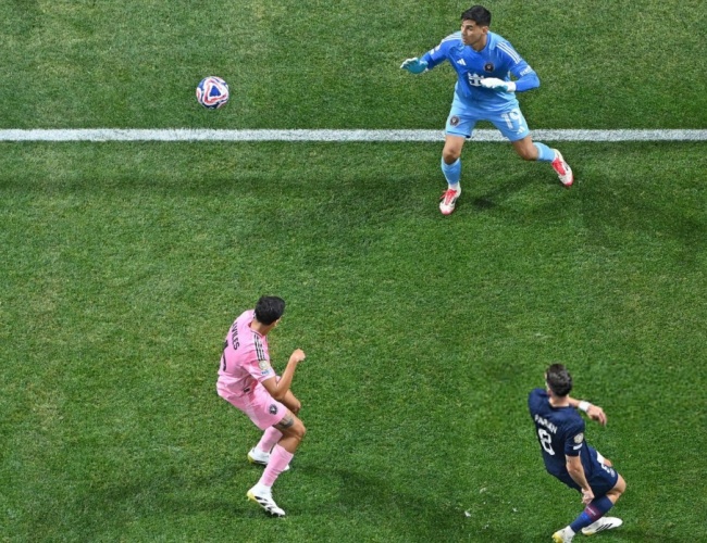 PSG áp đảo Inter Miami với chiến thắng 4-0, Messi bất lực trước sức mạnh tập thể