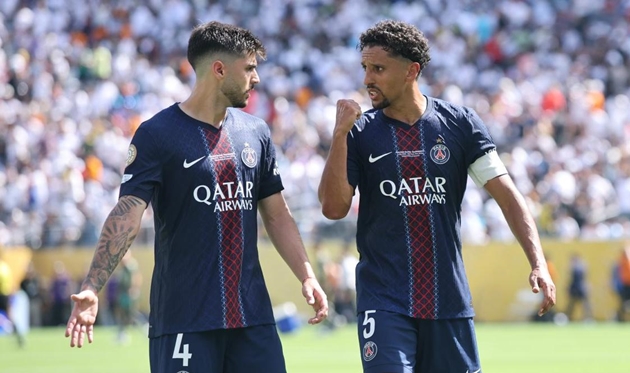 PSG khủng hoảng hàng thủ sau thất bại trước Chelsea: Nhiệm vụ bắt buộc phải chiêu mộ trung vệ đẳng cấp
